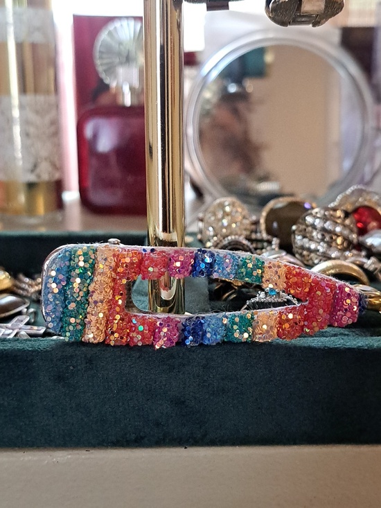 Accessories - Glitter Rainbow Resin Hair Clip - Multi-Color Women Accessories